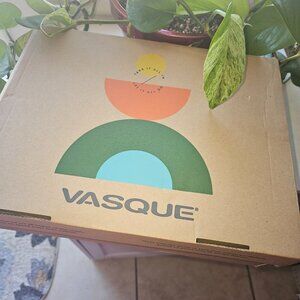 Hiking Shoes / Boots